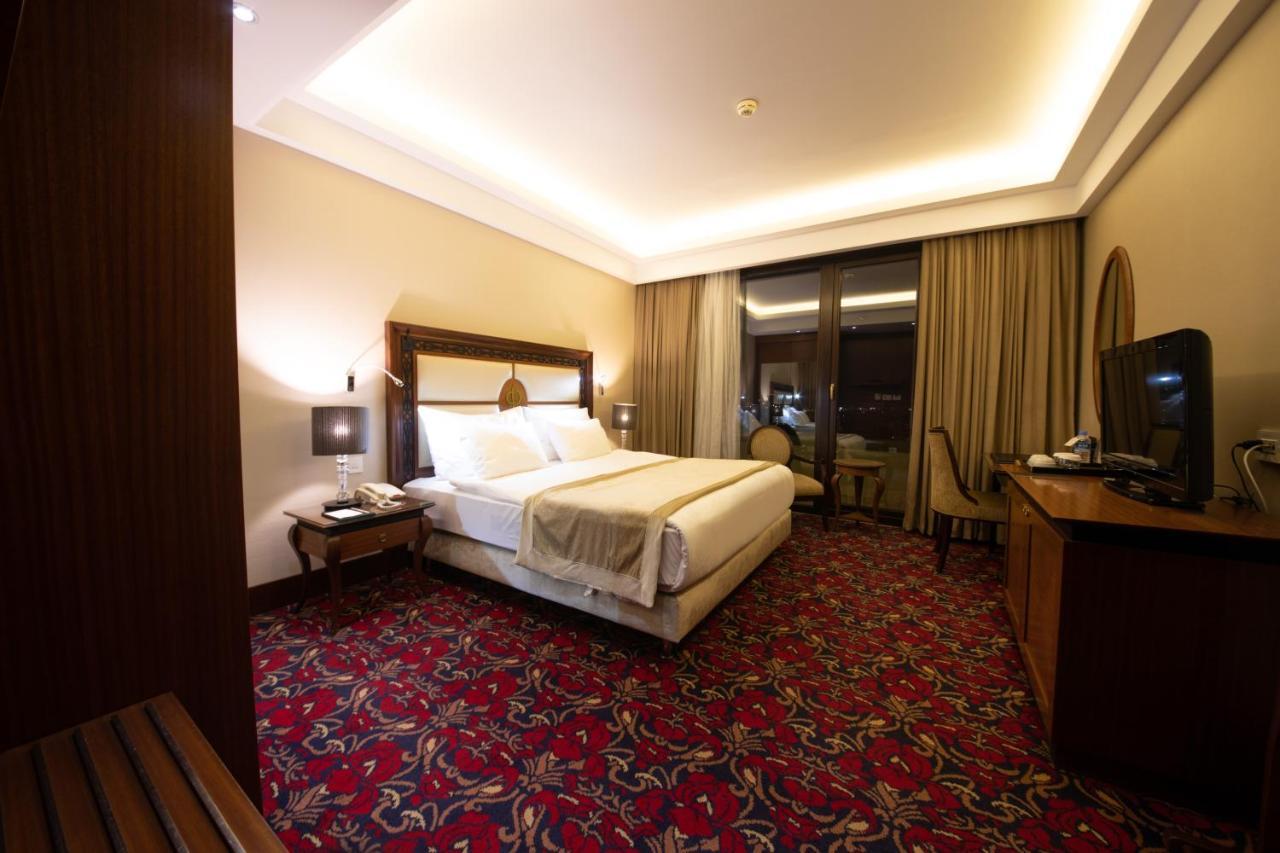בורסה Ataturk Palas Thermal Spa & Convention Center מראה חיצוני תמונה